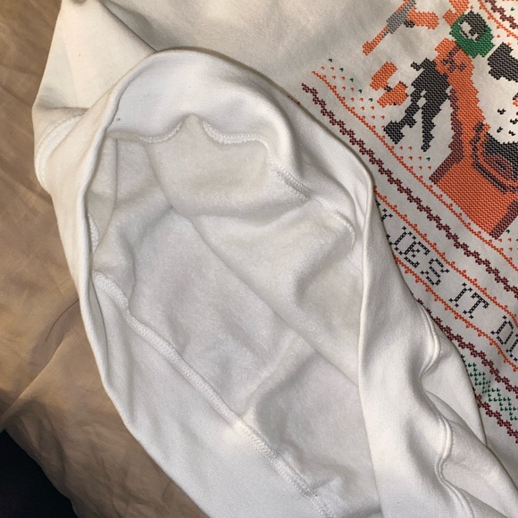 Gildan funny sweater. Size L - Picture 2 of 5